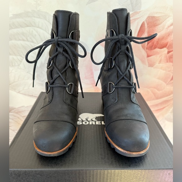 Sorel Black Joan Of Arctic II Wedge Lace Up Boots - Picture 2 of 7